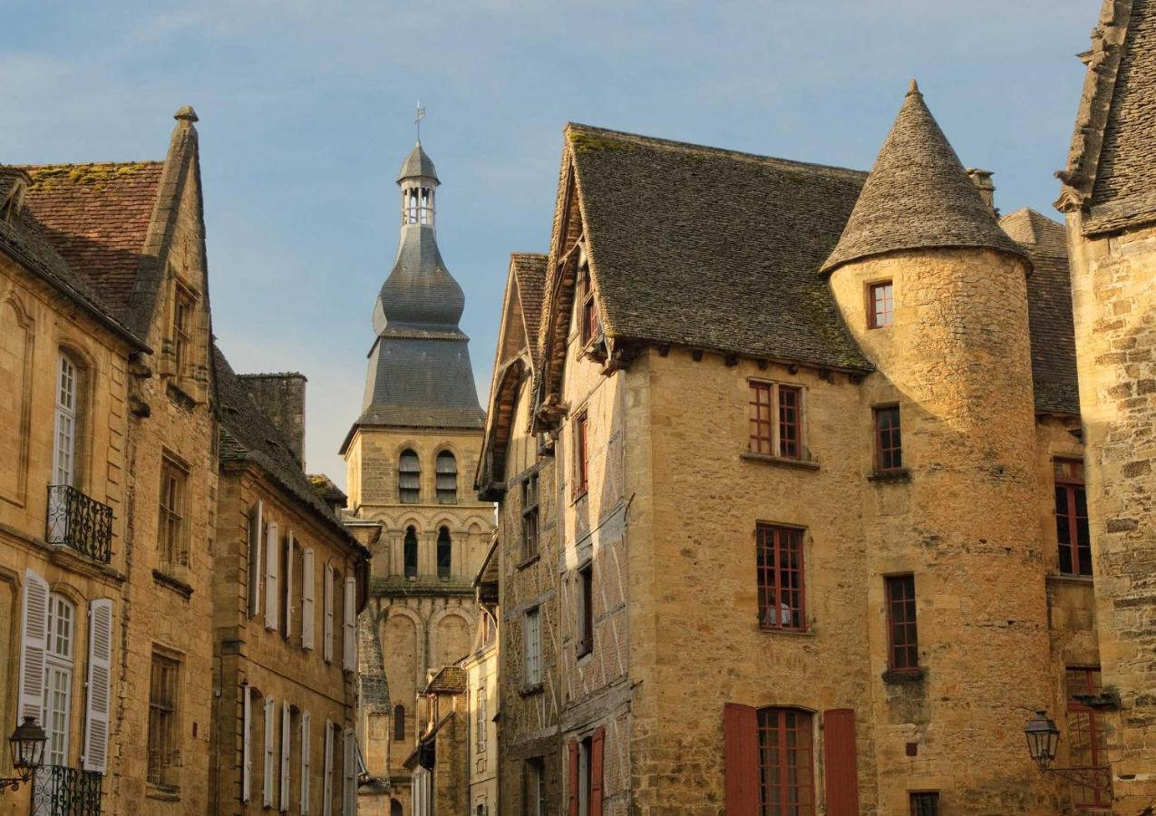Le Clos De La Musardise - Gites De Charme Avec Piscine Chauffee Salignac Eyvigues Exterior photo